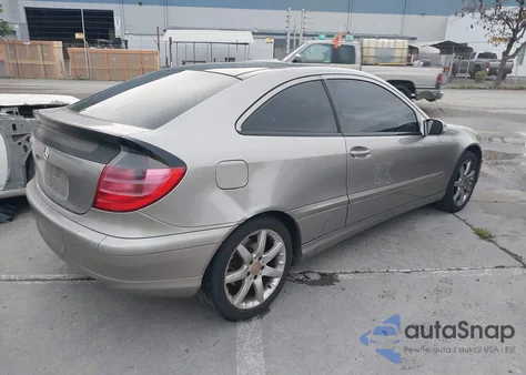 2004 Mercedes-Benz C 320 Sport из США, поврежденный, VIN WDBRN64J94A572097